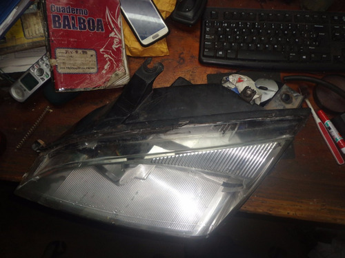 Imagen 2 de 3 de Vendo Lampara Delantera Izquierda De Ford Focus Año 2008