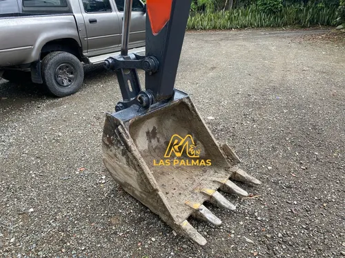 Excavadora Hitachi 75 Modelo 2005