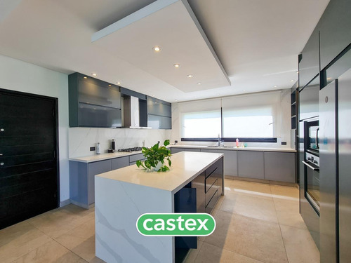 Imagen 9 de 30 de Casa De 4 Dormitorios Fondo A Espacio Verde En Venta En Terralagos, Canning