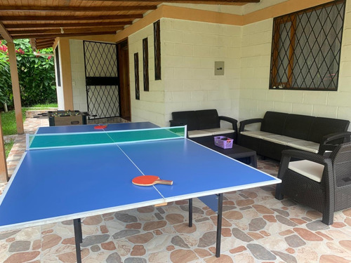 Alquilo Corta Estancia Casa Campestre Quinta Vacacional Silanche Vía Los Bancos 3 Cuartos, 2 Baños, Parqueadero, Amoblado, Area Común, Piscina, Canchas, Serv Básicos, Clima Cálido A 2hrs De Quito