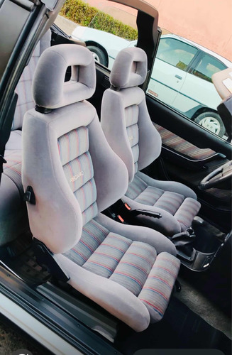 Carro Todo Restaurado Pela Garagem Gsi, Impecável, Com Faró,