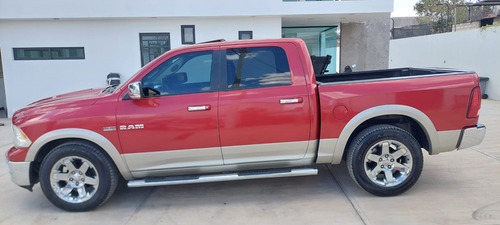 Dodge Ram 2500 5.7 Pickup Crew Cab Laramie 4x4 Mt