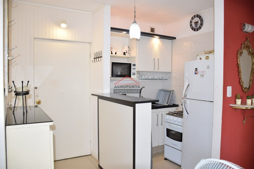 Apartamento En Península 2 Dormitorios - Ref: 5187