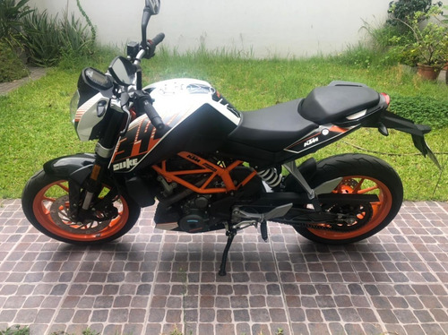 Moto Usada Duke 390 - Año 2017 - 8560 Kms - Urquiza Motos