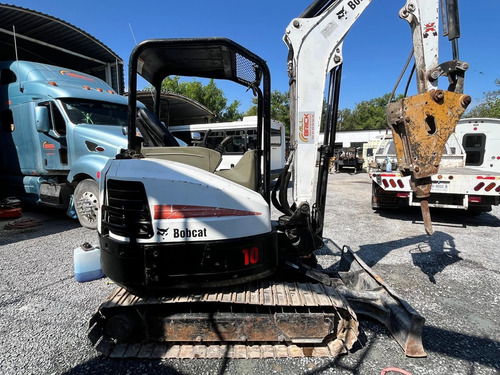 Mini Excavadora Bobcat Año 2014