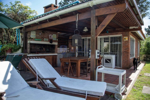 Casa En Punta Del Este, San Rafael- Ref: 932