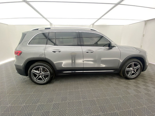Imagen 12 de 25 de Mercedes Benz Glb 200 Amg Line 1.3