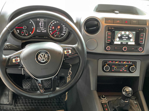Imagen 16 de 17 de Volkswagen Amarok 2015 2.0 Cd Tdi 4x4 Highline Pack C34