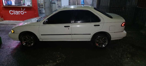 Imagen 7 de 8 de Nissan Sentra Sentra B14