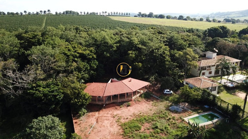 Chácara Com 4 Quartos Para Comprar No Zona Rural Em Aguanil/mg - Bim723