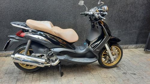 Imagem 2 de 7 de Piaggio Beverly 500 2008