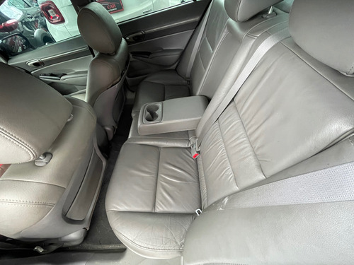 Honda Civic 1.8 Exs Flex Aut. 4p