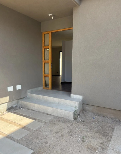 Amplia Casa Nueva En Condominio, 3 Dormitorios 3 Baños