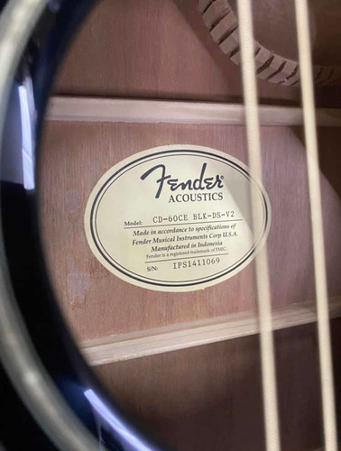 Violão Fender Dreadnought Cd-60 Cutaway Elétrico C/ Case