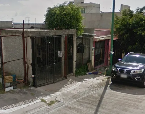 Sk17 Hermosa Casa En Venta, En Excelente Estado Ideal Para Iniciar Tu Patrimonio En La Ermita Leon Gto, Pago Accesible En 2 Exhibiciones, Solo Recursos Propios. No Infonavit