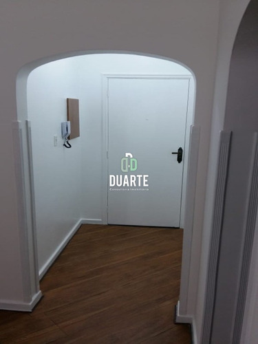 Imagem 9 de 14 de 1 Quarto, Com Sala Ampla Para 2 Ambientes, Banheiro Com Banheira Na Encruzilhada - Av. Conselheiro Nébias - Ap01893 - 34579291