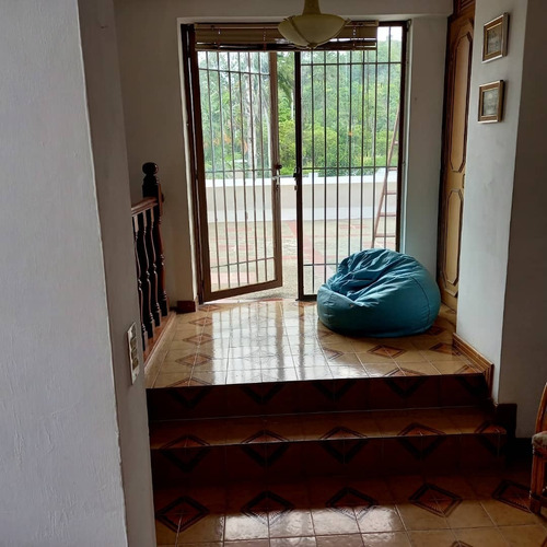 Imagen 11 de 13 de Yenny Teran Vende Casa El Piñal Maracay Plc-669