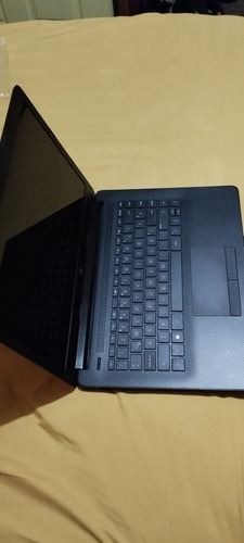 Imagen 1 de 3 de Laptop Hp, Como Nueva.