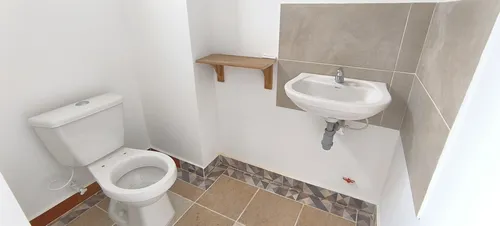 Venta Bodega Y Lote Barrio Cristobal Colon