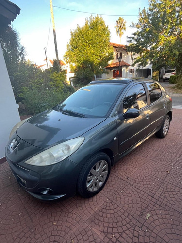 Peugeot 207 1.6 Xt