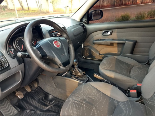 Imagem 5 de 8 de Fiat Strada 1.4 Mpi Working Ce 8v