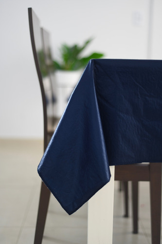 Mantel Cuerina Impermeable Cuadrado 1.40x1.40 Ecocuero Color Azul Oscuro Liso