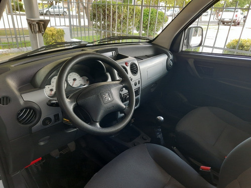 Imagen 10 de 10 de Peugeot Partner Patagonica Vtc Plus 1.6 Hdi 92 2013