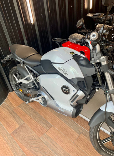 Imagen 15 de 17 de Moto Electrica Scooter Super Soco Ts Italiana 2400watts