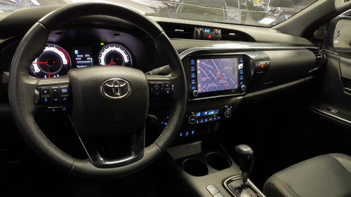 Toyota Hilux 2.8 Cd Srx 177cv 4x4 At
