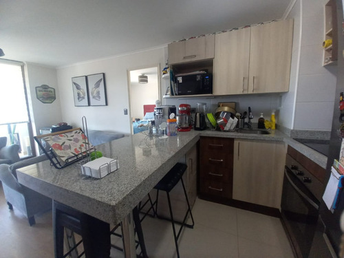 Vende Comodo Departamento. Condominio Parque Krahmer