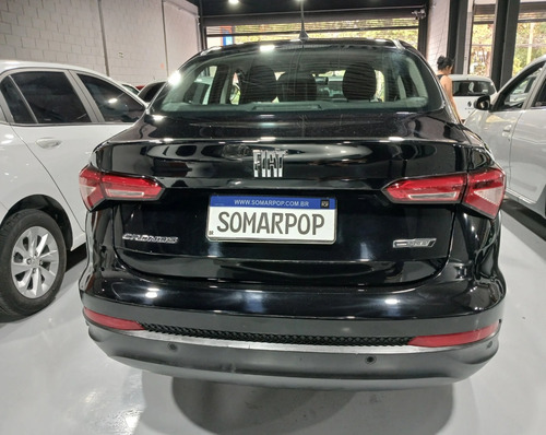 Fiat Cronos 1.0 Drive Flex 4p