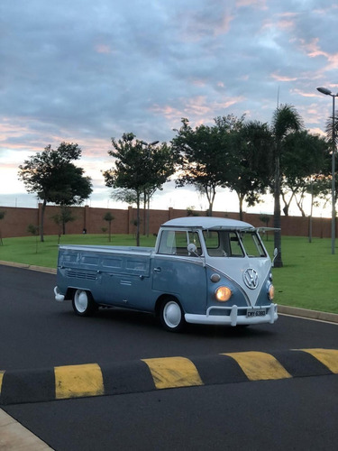 Imagem 3 de 15 de Volkswagen Kombi