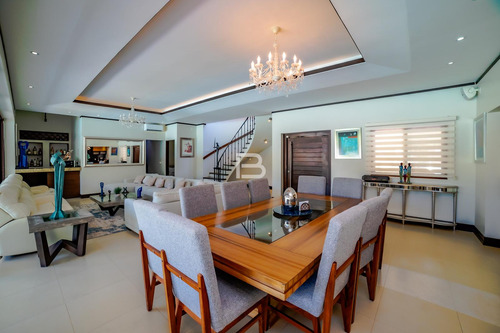 Casa En Venta En Residencial Lagos Del Sol