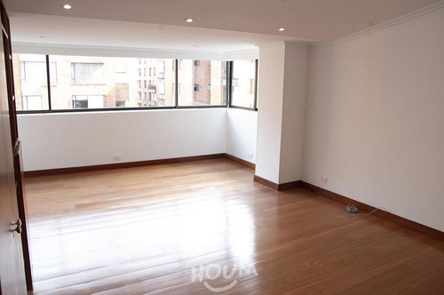 Imagen 9 de 26 de Apartamento En El Nogal, El Refugio. 1 Habitación, 115 M²