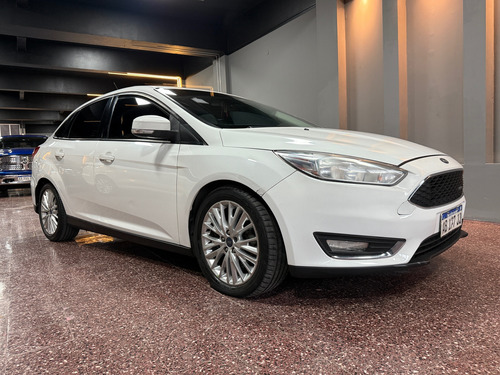 Ford Focus III 2.0 Se Plus Mt