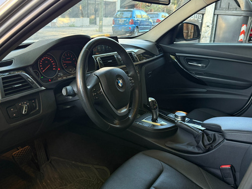 BMW Serie 3 2.0 320i Sedan Executive