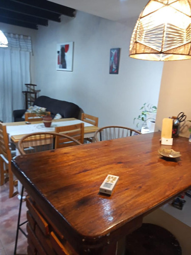 Duplex En Venta De 3 Amb Con Cochera