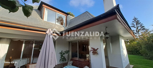 Casa En Venta De 3 Dorm. En La Serena