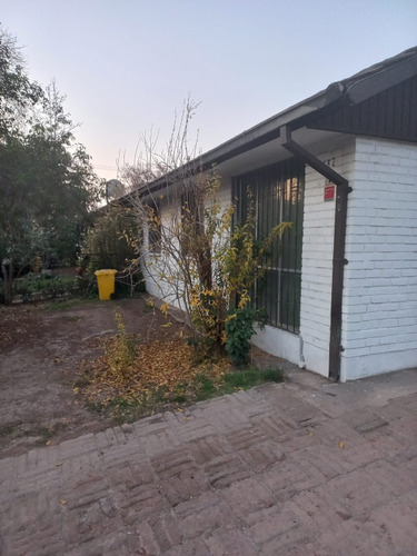 Se Vende Casa Esquina En Las Condes, 280 Metros Cuadrados