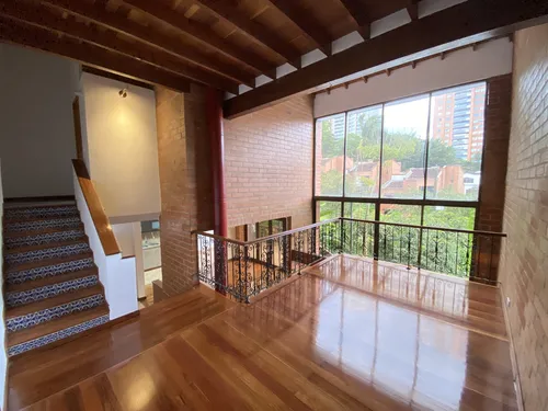 Casa En Arriendo Ubicada En El Poblado Sector Los Balsos (10672).