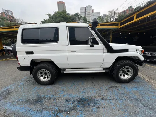 Toyota Land Cruiser 4.5 Fzj73
