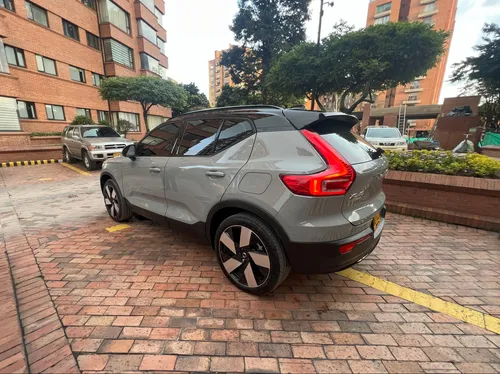 Volvo XC40 Recharge Ultimate Pure Electric