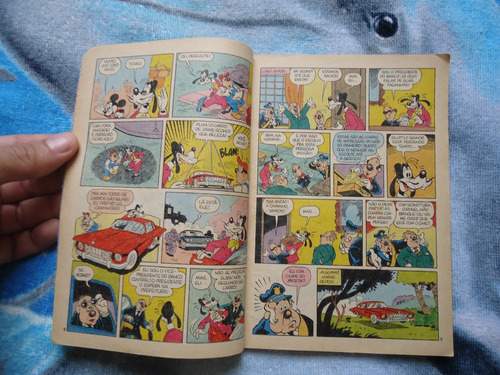 Gibi - Cine Disney 1 - Pateta - Abril - 1988 - Walt Disney (Usado)