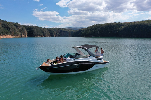 Lancha Ventura 300 Crossover 2025 Focker Nx Triton Phantom