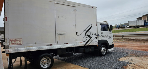 Vw 8150 2010 Bau Refrigerado