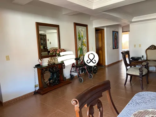 Apartamento En Venta En Edificio Laureles
