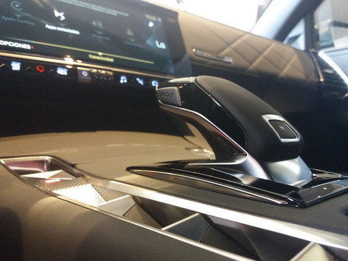 Ds Ds7 Crossback 2.0 Hdi 180 At So Chic