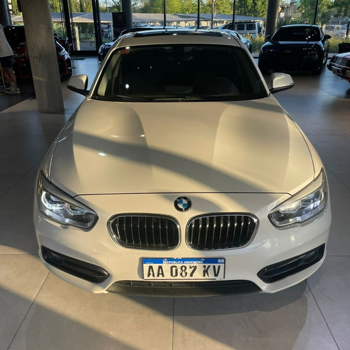 Imagen 2 de 20 de Bmw Serie 1 1.6 120i Sport Line At 177cv