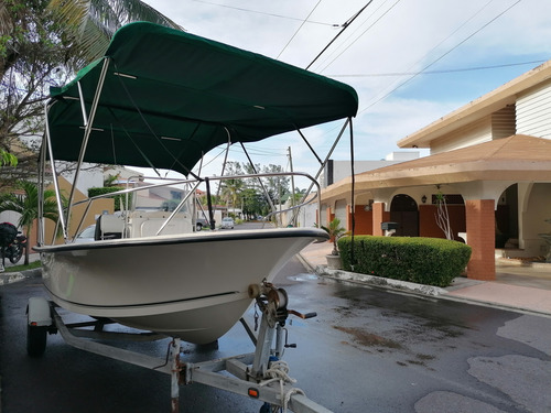 Lancha Trophy 18 Pies Modelo 2009 Con Motor Mercury 2 Tiempo