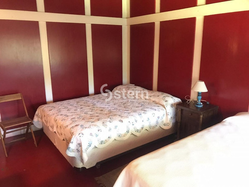 Casa Exclusiva En La Zona Del Golf.- Ref: 1368
